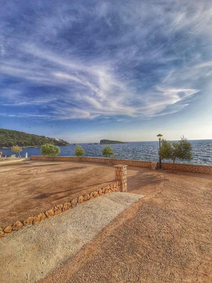 Apartments Marina Утьеха Экстерьер фото